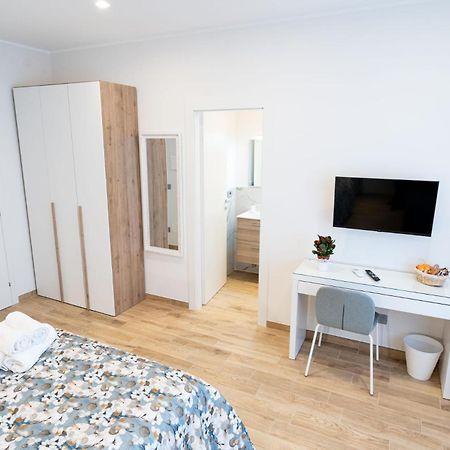 La Dolce Vita Rooms Roma Dış mekan fotoğraf